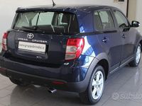 Usata Toyota Urban Cruiser Sol 89 CV (65 kW) 2010 Blu SUV