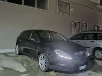 Usata Lancia Delta Gold 105 CV (77 kW) 2012 Utilitaria