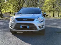 Usata Ford Kuga Individual 163 CV (119 kW) 2012 Argento pastello SUV