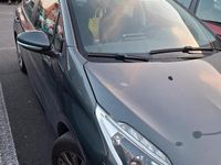 Usata Peugeot 208 82 CV (60 kW) 2016 Grigio Utilitaria