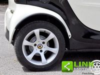 Usata Smart ForTwo Coupé Pulse 61 CV (44 kW) 2007 Bianco Coupé