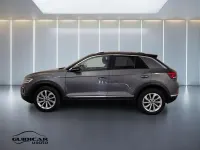 Usata VW T-Roc Style 110 CV (80 kW) 2023 Grigio metallizzato scuro SUV