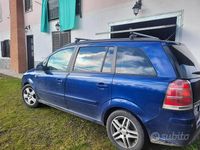 Usata Opel Zafira 2006 Blu Monovolume