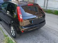 Usata Ford Fiesta Ghia 68 CV (50 kW) 2007 Utilitaria
