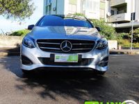 Usata Mercedes B180 Premium 109 CV (80 kW) 2017 Grigio Monovolume