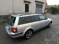 Usata VW Passat 130 CV (95 kW) 2004 Grigio Station wagon