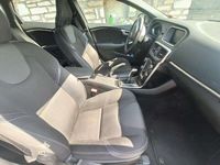 Usata Volvo V40 152 CV (111 kW) 2017 Argento Station wagon