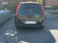 Usata Ford Fusion 101 CV (74 kW) 2002 Nero Utilitaria