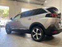 Usata Peugeot 5008 Allure 131 CV (96 kW) 2023 Grigio SUV