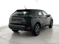 Usata Peugeot 2008 Style 136 CV (100 kW) 2025 Nero perla SUV