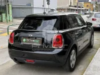 Usata Mini ONE 102 CV (75 kW) 2016 Nero Utilitaria