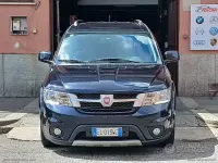 Usata Fiat Freemont 140 CV (102 kW) 2012 Blu SUV