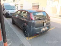 Usata Fiat Grande Punto 65 CV (47 kW) 2009 Grigio Utilitaria
