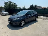 Usata Ford Fiesta Titanium 92 CV (67 kW) 2011 Grigio Berlina
