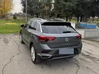 Usata VW T-Roc 150 CV (110 kW) 2018 Grigio SUV