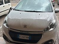Usata Peugeot 208 2016 Utilitaria