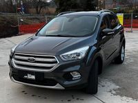 Usado Ford Kuga 120 CV (88 kW) 2018 Gris SUV