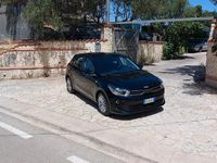 Usata Kia Rio 101 CV (74 kW) 2017 Nero Berlina