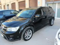Usata Fiat Freemont Lounge 140 CV (102 kW) 2015 Nero SUV