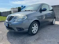 Usata Lancia Ypsilon 77 CV (56 kW) 2009 Grigio Utilitaria