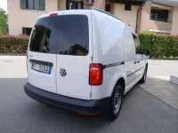 Usata VW Caddy 102 CV (75 kW) 2019 Bianco Monovolume