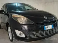 Usata Renault Scenic E-Tech Dynamique 110 CV (80 kW) 2010 Nero Monovolume