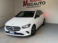 Usata Mercedes B220 190 CV (139 kW) 2022 Bianco Monovolume
