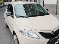 Usata Lancia Ypsilon 77 CV (56 kW) 2017 Bianco Utilitaria