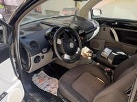 Usata VW New Beetle 101 CV (74 kW) 2002 Nero Utilitaria