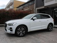 Usata Volvo XC60 Momentum 197 CV (144 kW) 2021 Bianco SUV