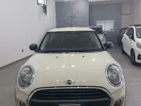 Begagnad Mini ONE 75 HK (55 kW) 2017 Halvkombi