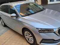 Usata Skoda Octavia Style 150 CV (110 kW) 2022 Argento riflesso Station wagon