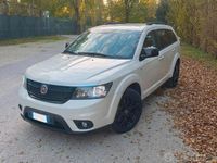 Usata Fiat Freemont Black Code 170 CV (125 kW) 2015 Bianco SUV