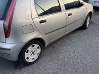 Usata Fiat Punto 60 CV (44 kW) 2004 Argento Utilitaria