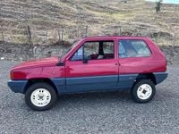 Usata Fiat Panda 4x4 48 CV (35 kW) 1985 Rosso Utilitaria