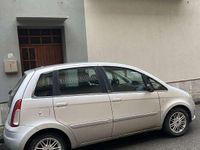 Usata Lancia Musa 95 CV (69 kW) 2012 Grigio Monovolume