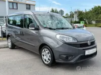 Usata Fiat Doblò 135 CV (99 kW) 2015 Grigio Monovolume