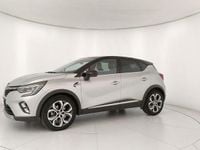 Usata Renault Captur Techno 145 CV (106 kW) 2023 Grigio SUV