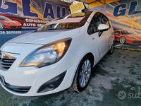 Usata Opel Meriva 120 CV (88 kW) 2012 Bianco Monovolume