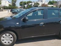 Usata Dacia Sandero Lauréate 75 CV (55 kW) 2015 Nero Berlina
