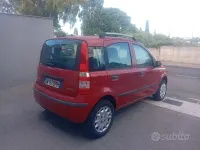 Usata Fiat Panda Active 69 CV (50 kW) 2011 Rosso Utilitaria