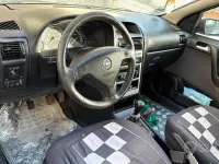 Usata Opel Astra Elegance 101 CV (74 kW) 2003 Grigio Berlina