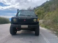 Usata Mitsubishi Pajero 95 CV (69 kW) 1989 Nero SUV
