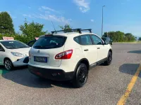 Usata Nissan Qashqai Acenta 117 CV (86 kW) 2010 Bianco SUV