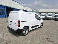 Usata Citroën Berlingo 131 CV (96 kW) 2022 Bianco Monovolume