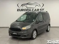 Usata Ford Tourneo Courier 75 CV (55 kW) 2017 Grigio Monovolume