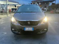 Usata Peugeot 2008 Allure 82 CV (60 kW) 2017 Grigio SUV