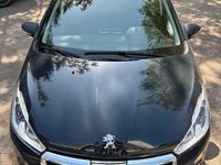 Usata Peugeot 208 Active 82 CV (60 kW) 2019 Blu Utilitaria