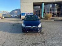Usata Opel Zafira 125 CV (91 kW) 2012 Blu Monovolume