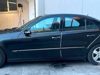 Usata Mercedes E320 204 CV (150 kW) 2003 Nero Berlina